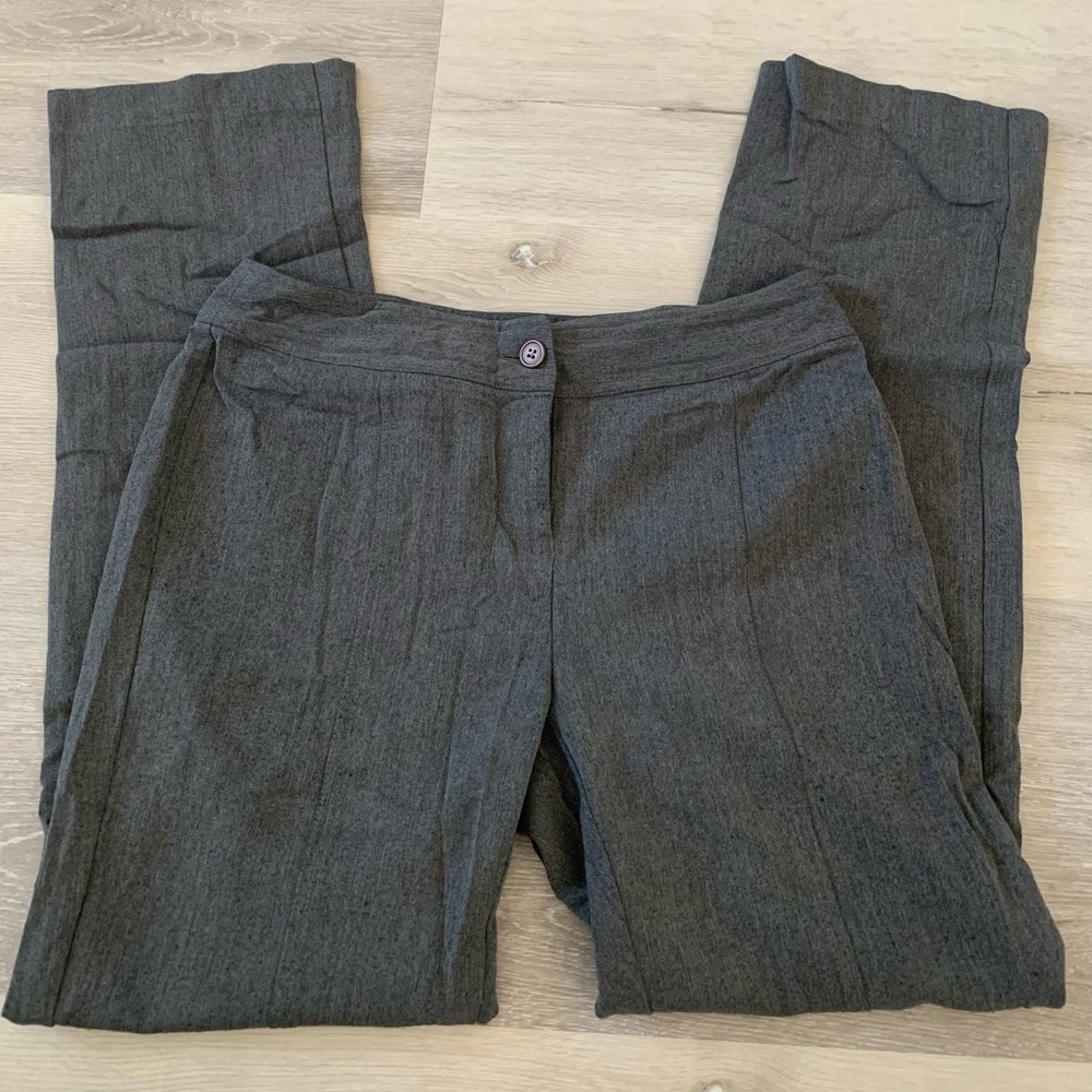 Gray dress pants size 4.